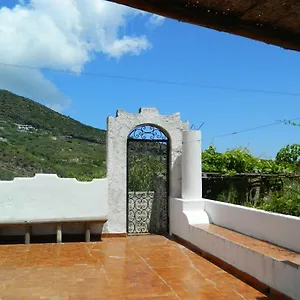 https://villa-amore.sicilyhotelsitaly.net